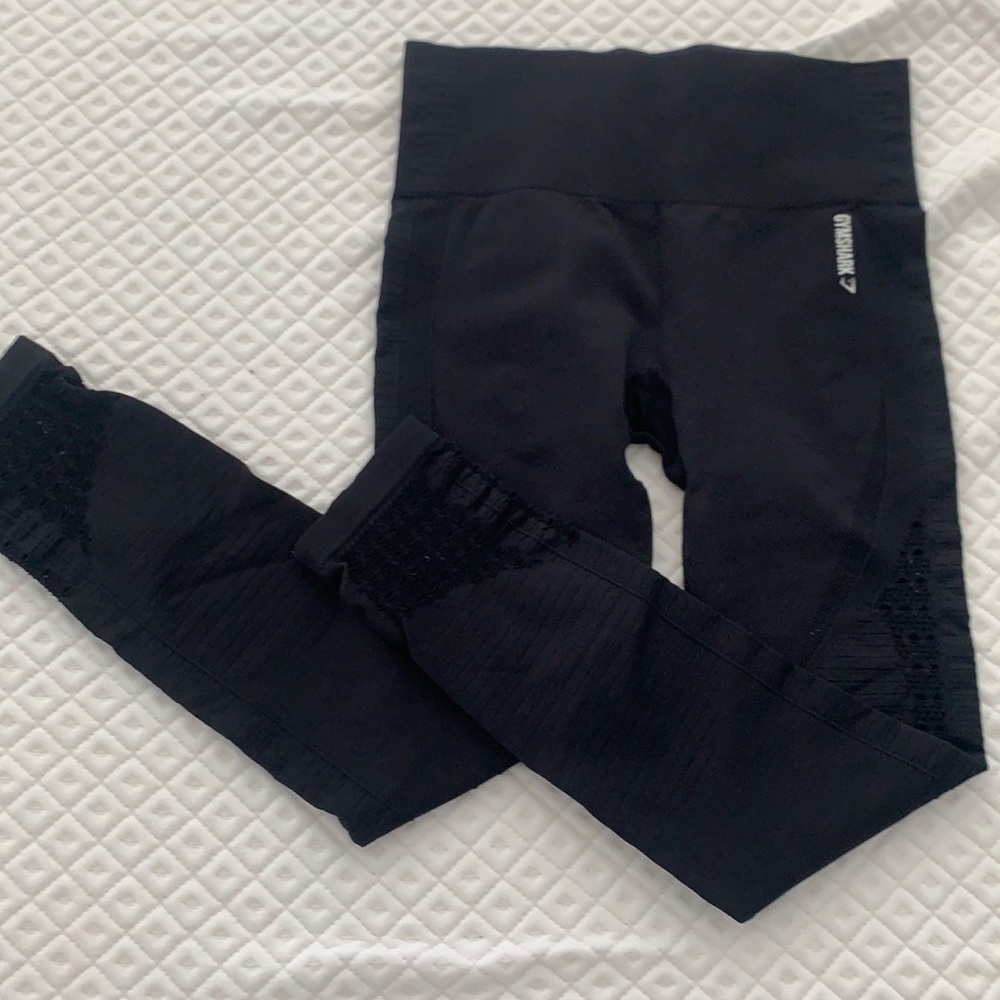 Gymshark leggings with hole details